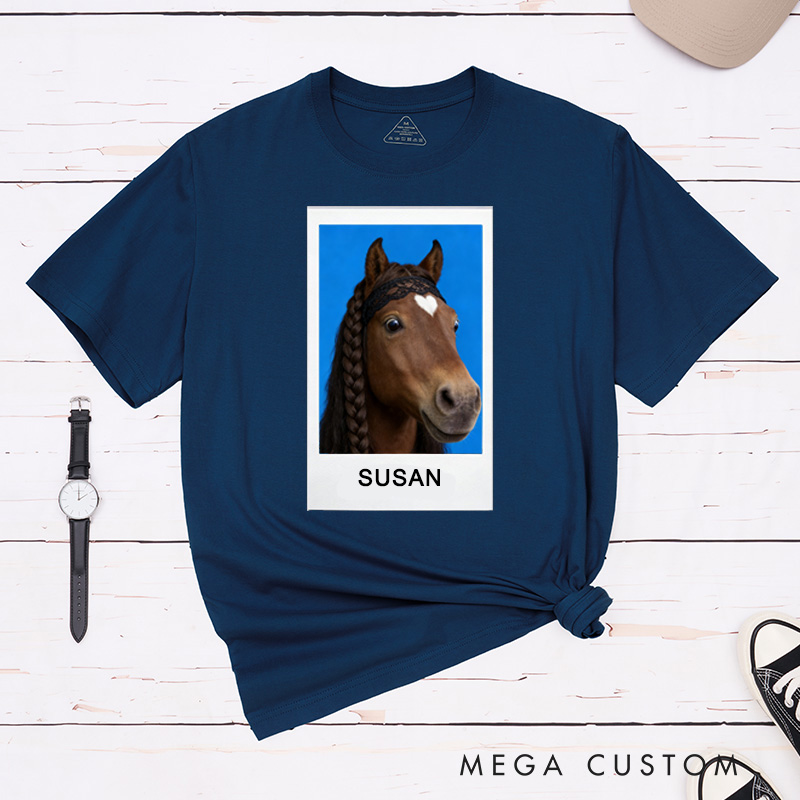 Personalized Pet Lover the Elegant Heart Crowned Beauty Gift Horse Lover Graphic Unisex T-Shirt