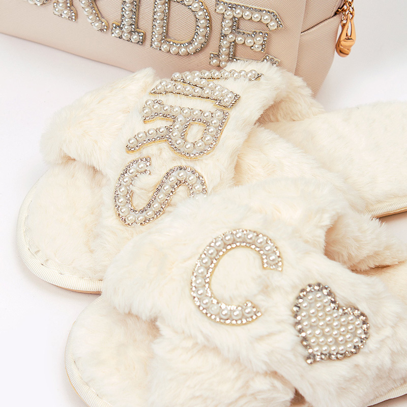 Personalized Bridesmaid Fluffy Slippers Bride Gift Pearls Slippers Rhinestone Fluffy Slippers Bachelorette Hen Fluffy Slippers  Bridesmaid Gifts