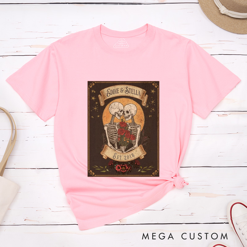 Personalized Skeleton Couple Matching Halloween T-Shirt Couple Retro Gothic Skull Card Design Halloween Shirt