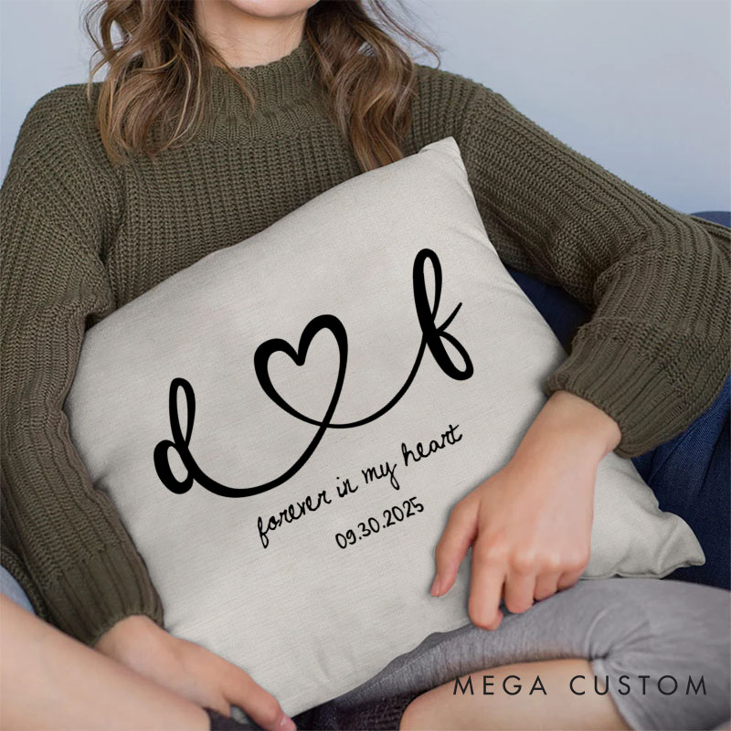 Personalized Couple Forever in My Heart Pillow Custom Couple Initials Pillow Valentine's Day Gift Boyfriend Girlfriend Husband Wife Pillow for Him Her