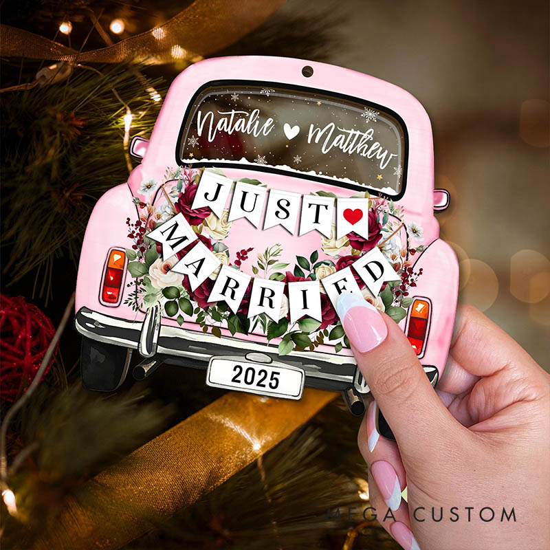 Personalized Couple Just Married Wedding Floral Car Acrylic Christmas Ornament Newlywed Name Xmas Christmas Ornaments for Husband Wife Hubby Wifey