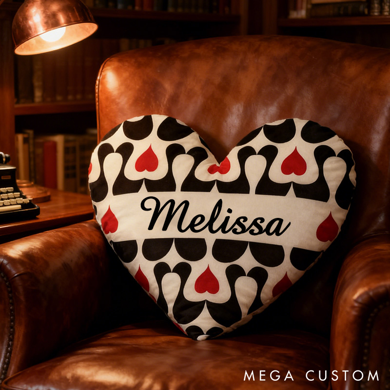 Personalized Heart-Shaped Pillow Romantic Valentine's Gift Pillow for Girlfriend Playing Cards King Queen Patterns Heart Pillow 