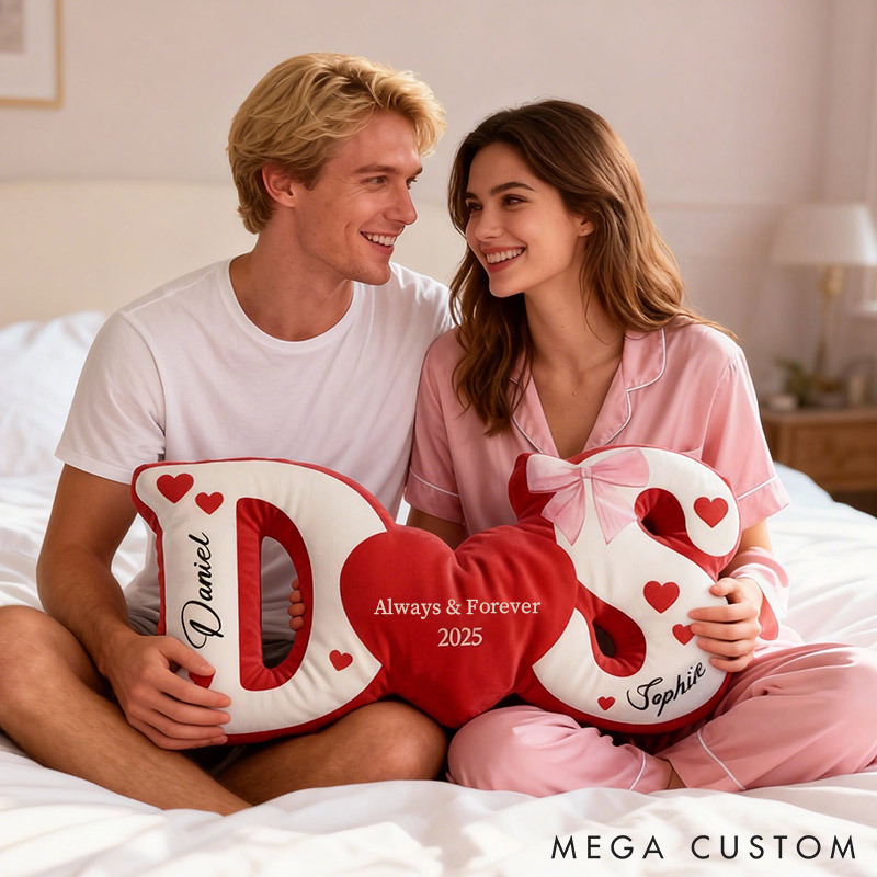 Personalized Couple Custom Initial Heart Throw Pillow Custom Names Couple Home Pillow Romantic Valentine's Day Gift for Girlfriend for Wife