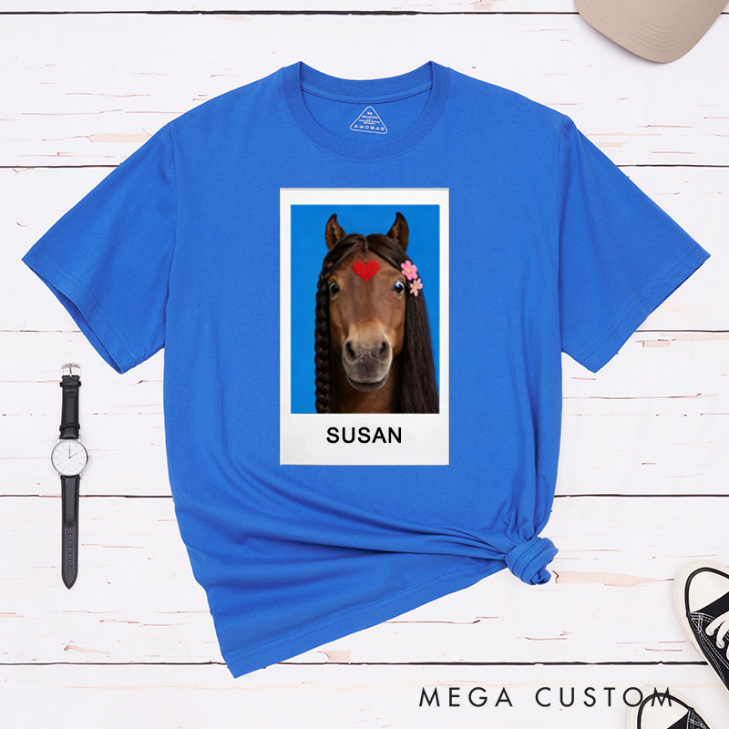 Personalized Pet Lover the Elegant Heart Crowned Beauty Gift Horse Lover Graphic Unisex T-Shirt