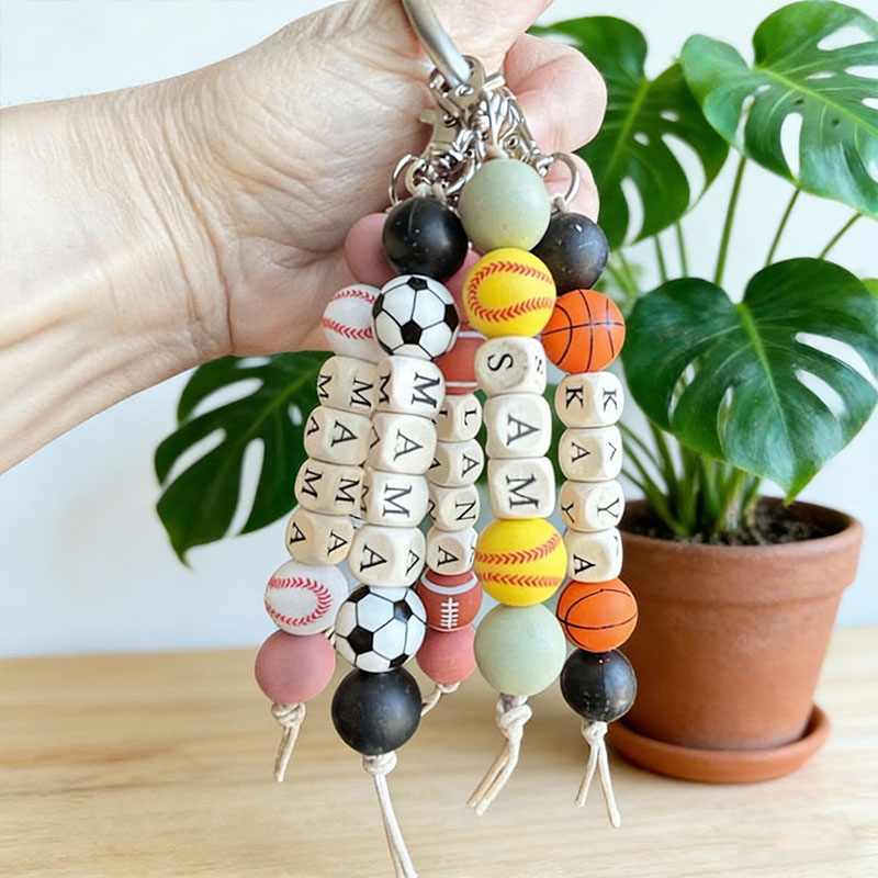 Personalized Sports Keychain Beaded Name Keyring with Baseball Soccer Basketball Custom Gift for Dad Coaches Kids Backpack Decor