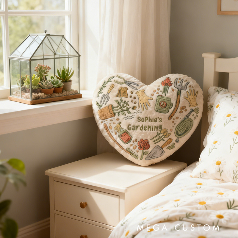 Personalized Heart-shaped Pillow Graphic 3D Print Gardening Items Pillow for Gardening Lovers