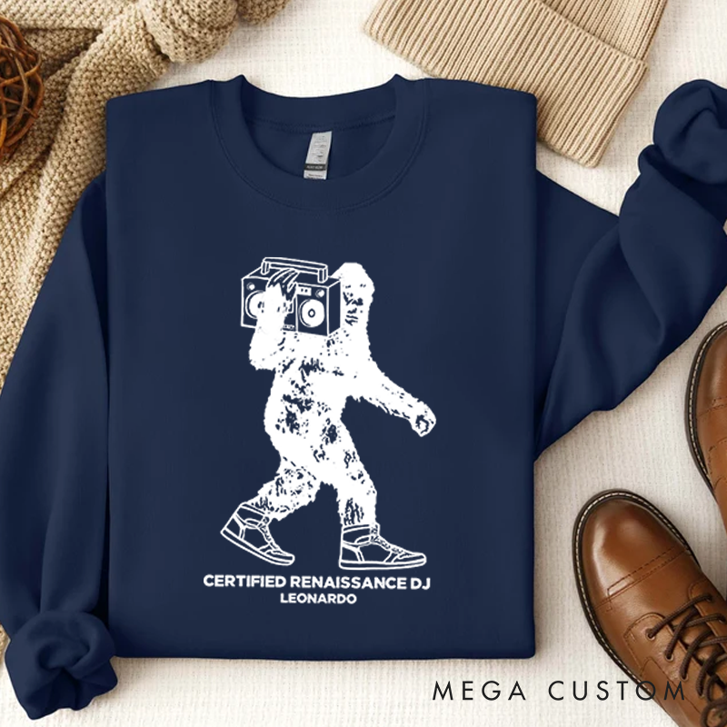 Personalized Classic Sweatshirts Vintage Hip Hop Sweatshirt Stereo Record Player Sweatshirt Cool Weird DJ Shirts Funny Unique Turntable Hilarious Graphic Sweatshirt