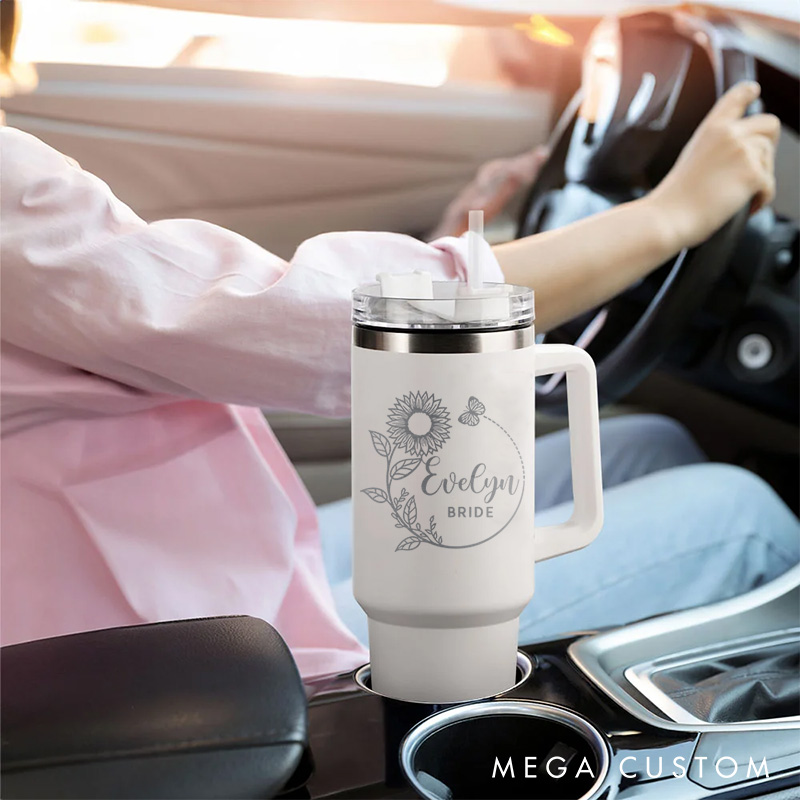 Personalized Bridesmaid Sunflower Wreath 40oz Tumbler Maid of Honor Tumbler with Lid and Straw Bachelorette Party Gift for Her Bridal Shower Tumbler