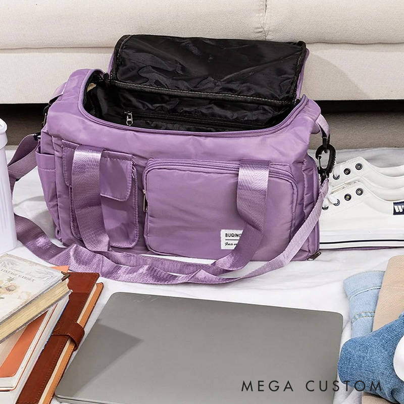 Personalized Waterproof Travel Bag Gift for Travel Enthusiasts with Birth Flower