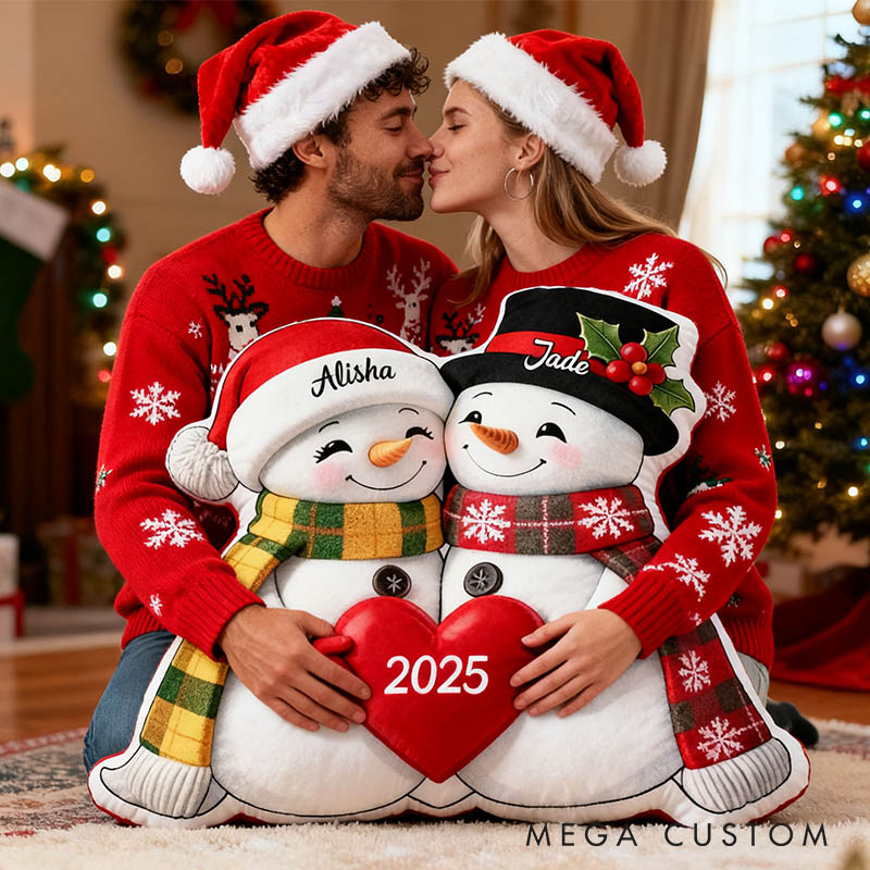 Personalized Couple Snowman Pillow Newlyweds Name Doll Cushion Valentine's Day Pillow for Husband Wife First Christmas Gift for Boyfriend Girlfriend