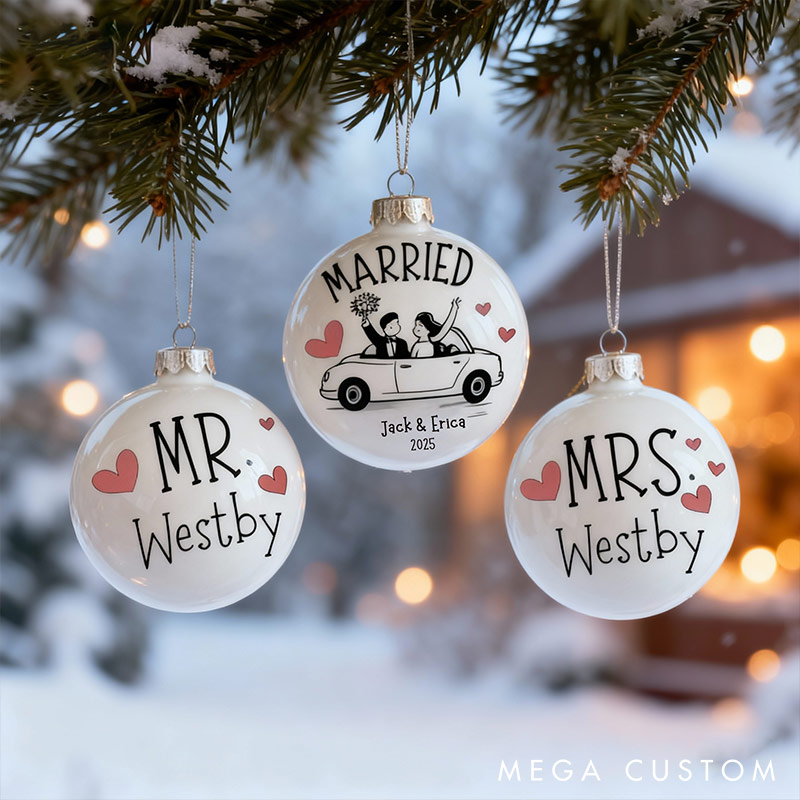 Personalized Mr and Mrs Matching Christmas Ball Ornament Our First Christmas Ornament Set For Newlywed Couple Wedding Ornament Keepsake