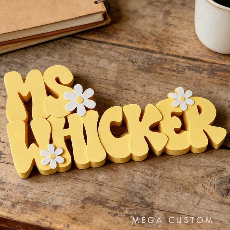 Personalized Daisy Design Desk Name Plate Custom Name Perfect Back to School Teacher Holiday Gift