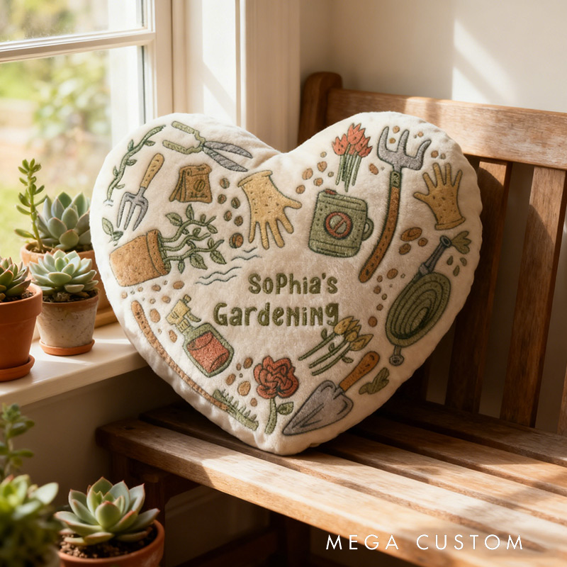 Personalized Heart-shaped Pillow Graphic 3D Print Gardening Items Pillow for Gardening Lovers