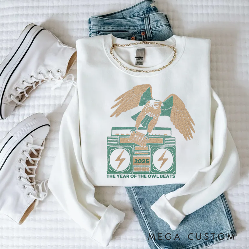 Personalized Classic Sweatshirts Eagle Falcon Boombox Music Old School Cassette Tape Vinyl Bird Owl Mixtape Dj Retro Sweatshirt