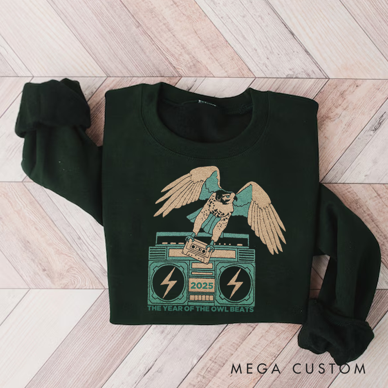 Personalized Classic Sweatshirts Eagle Falcon Boombox Music Old School Cassette Tape Vinyl Bird Owl Mixtape Dj Retro Sweatshirt