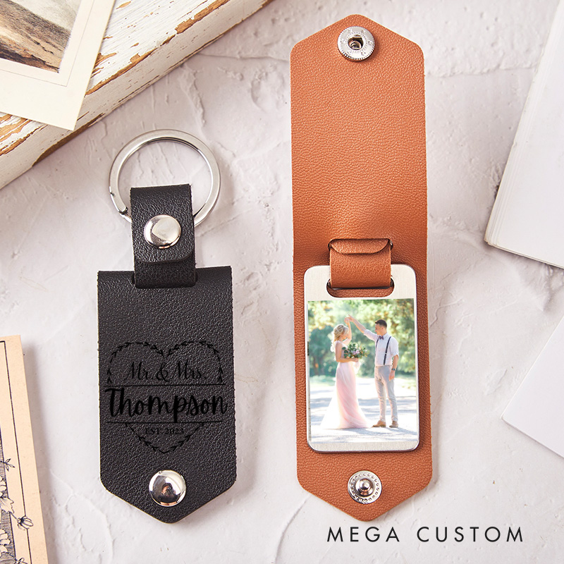 Personalized Mr and Mrs Wedding Leather Keychain for Couple