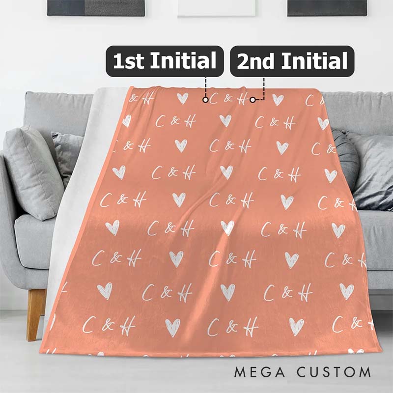 Personalized Couple Love Heart Double Names Initials Blanket Newlywed Multicolor Blanket Valentine's Day Gift for Husband Wife Boyfriend Girlfriend