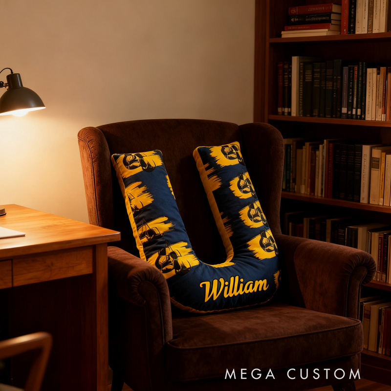 Personalized Letter Pillow Graphic 3D Print Multicolour Boxing Gloves Funny Letter Pillow Custom Name Pillow Comfortable Christmas Decor for Gym Lovers