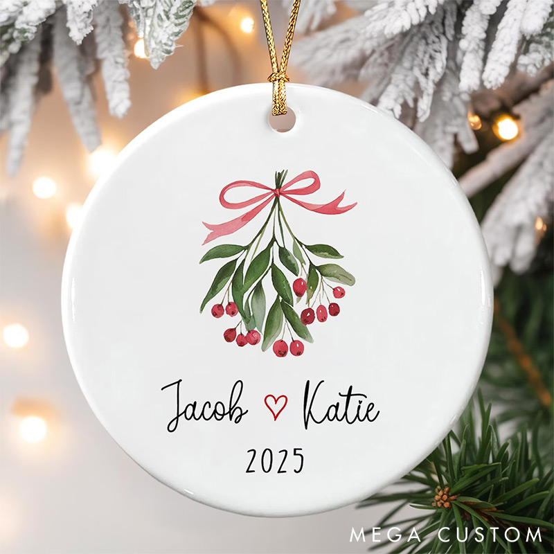 Personalized Couple Mistletoe Ceramic Ornament Custom Name Year Christmas Gifts for Husband Wife Ornament for Couple Newlyweds Xmas Gift