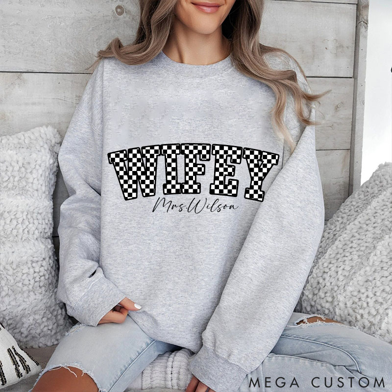 Personalized Checkered Wifey Sweatshirt with Name Custom Black and White Plaid Wifey Sweatshirt for Wife Couple Valentines Gift for Her