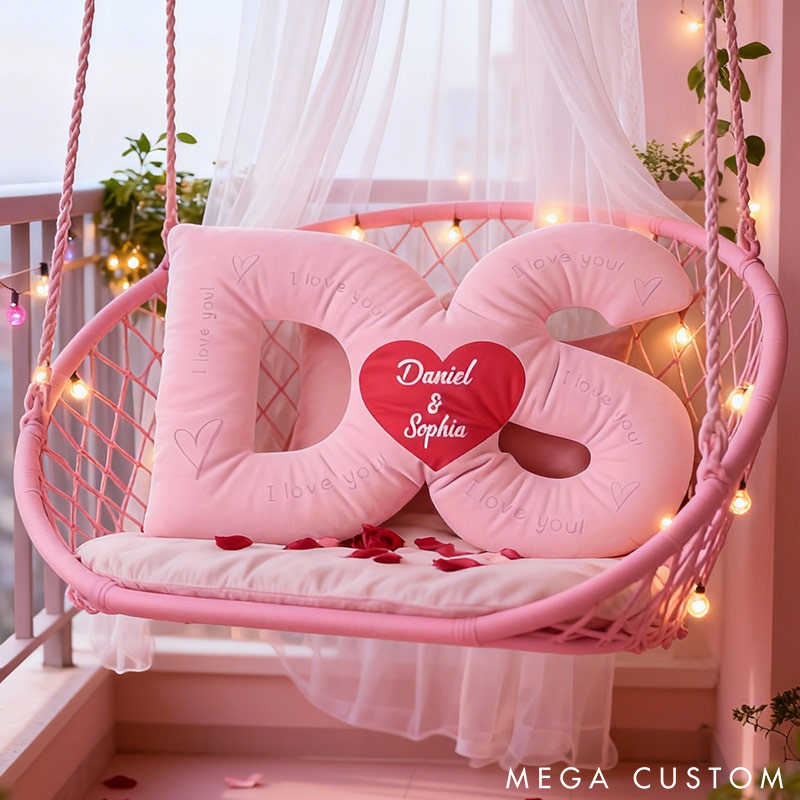 Personalized Couple Custom Initial Heart Throw Pillow Custom Names Couple Home Pillow Romantic Valentine's Day Gift for Girlfriend for Wife