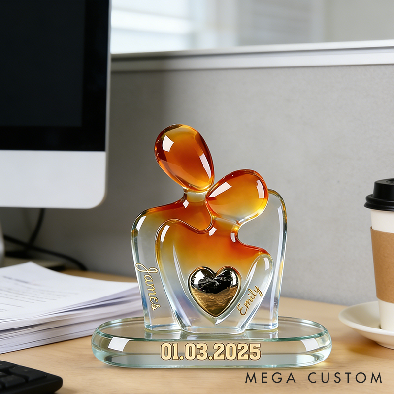 Personalized Acrylic Couple Figurine 2D Flat Couple Hug Statue with Heart Inlay Custom Couple Valentine's Gift Plaque