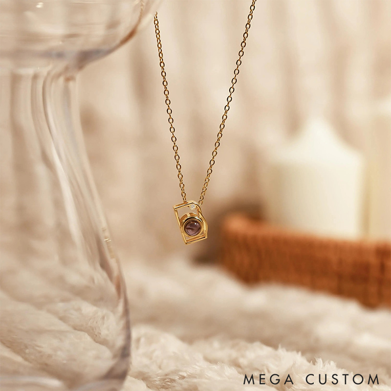 Personalized Couple Camera Projection Necklace Custom Photo Inside Necklace Chain Valentine's Day Gift for Couple Anniversary Gift for Wife for Girlfriend