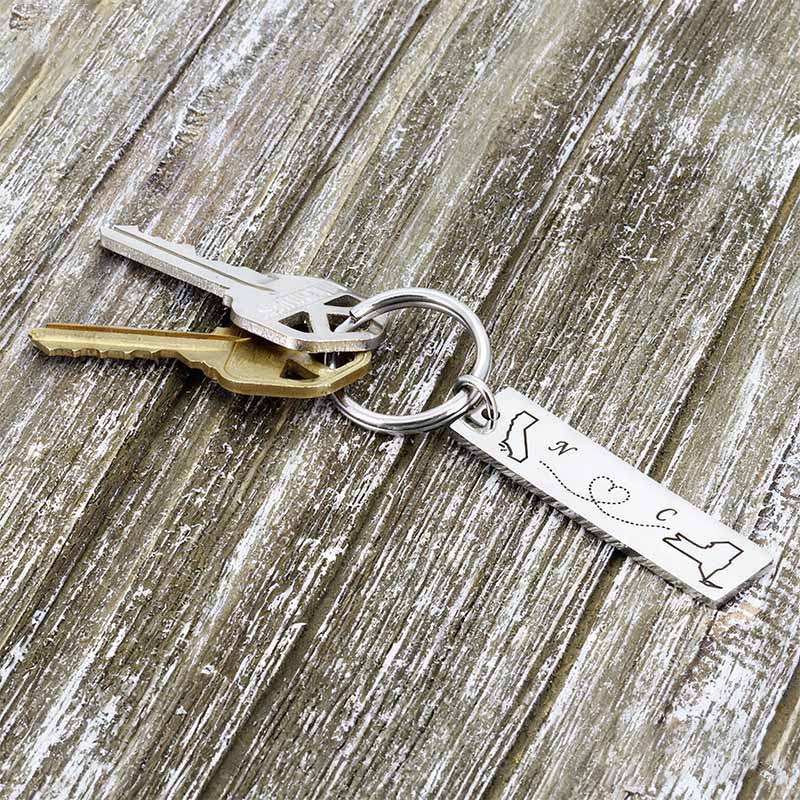 Personalized Couple Long Distance Keychain for Boyfriend Girlfriend Custom Long Distance Keychain Anniversary Valentine's Gift for Couple