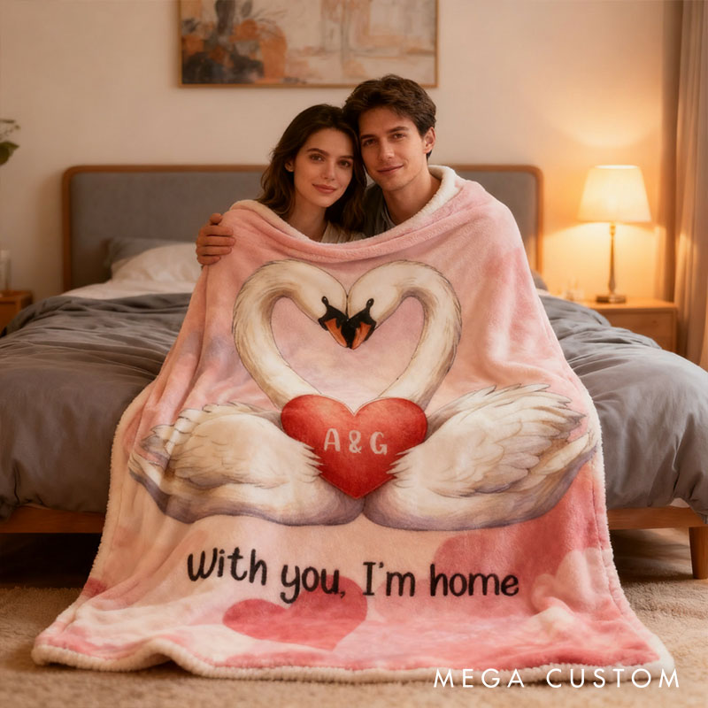 Personalized Cartoon Couple Swans in Love Pillow Custom Newlyweds Name Swans Heart Pillow Valentine's Day Gift for Husband Wife Boyfriend Girlfriend