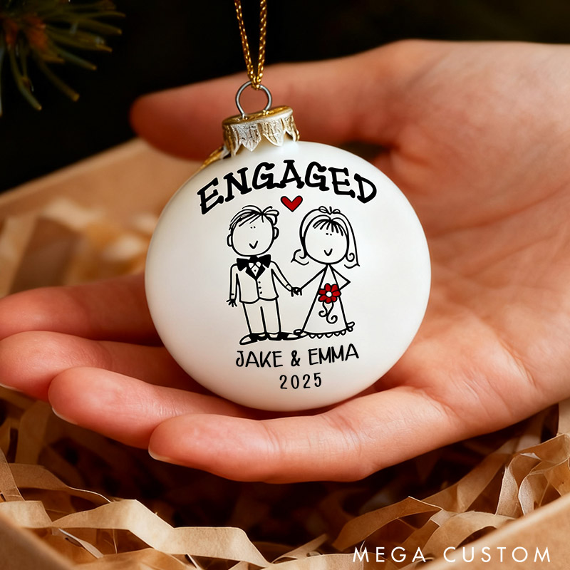 Personalized Mr and Mrs Married Engaged Matching Christmas Ball Ornament Custom Newlyweds Name Hand-Painted Xmas Ball First Christmas Gift for Him Her