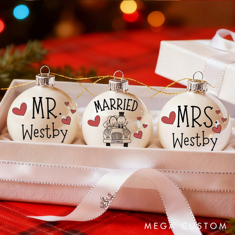 Personalized Mr and Mrs Matching Christmas Ball Ornament Our First Christmas Ornament Set For Newlywed Couple Wedding Ornament Keepsake
