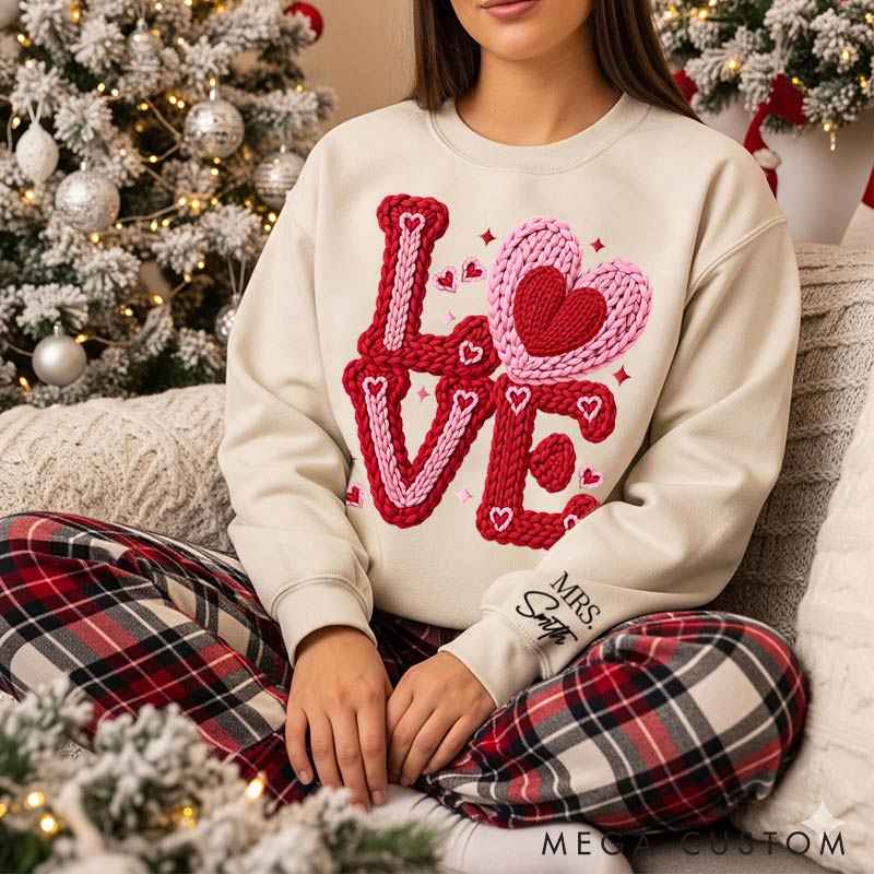 Personalized Love Knitted-style Design couple Sweatshirt Custom Names for Couple Anniversary Valentine's Gift for Wife Holiday Top Cloth for Wife