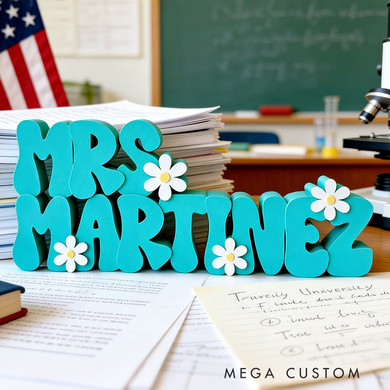 Personalized Daisy Design Desk Name Plate Custom Name Perfect Back to School Teacher Holiday Gift