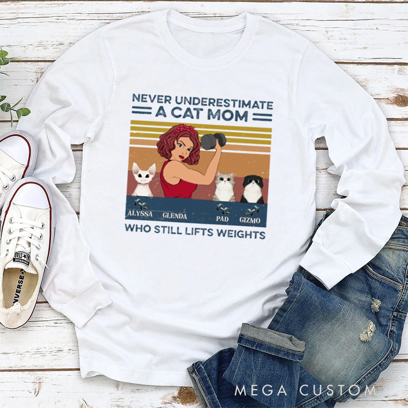 Personalized Classic Sweatshirts with I Like Lifting And My Cats for Fitness Enthusiasts Bodybuilders and Gym Lovers