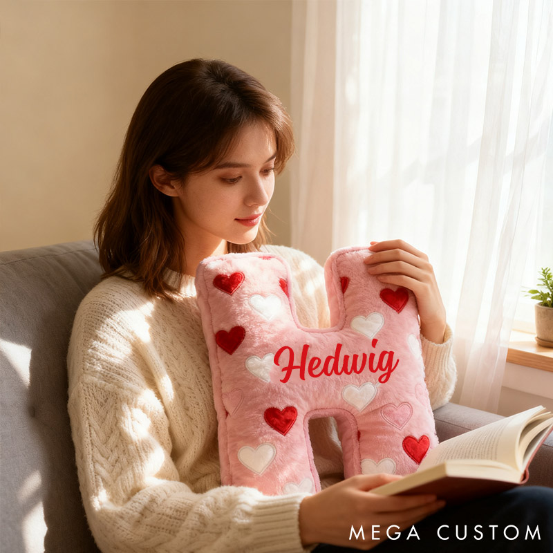 Personalized Heart-Pattern Initial Pillows Perfect Holiday Gift for Girlfriend Valentine's Day Gift for Her Xmas Home Decor Pillow