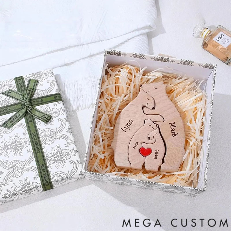 Personalized Carved Wooden Bear Family Jigsaw Puzzle, Wood Bear Figurines, Hugging Bear Family Keepsake Gift for Parents, Christmas Bear Decor