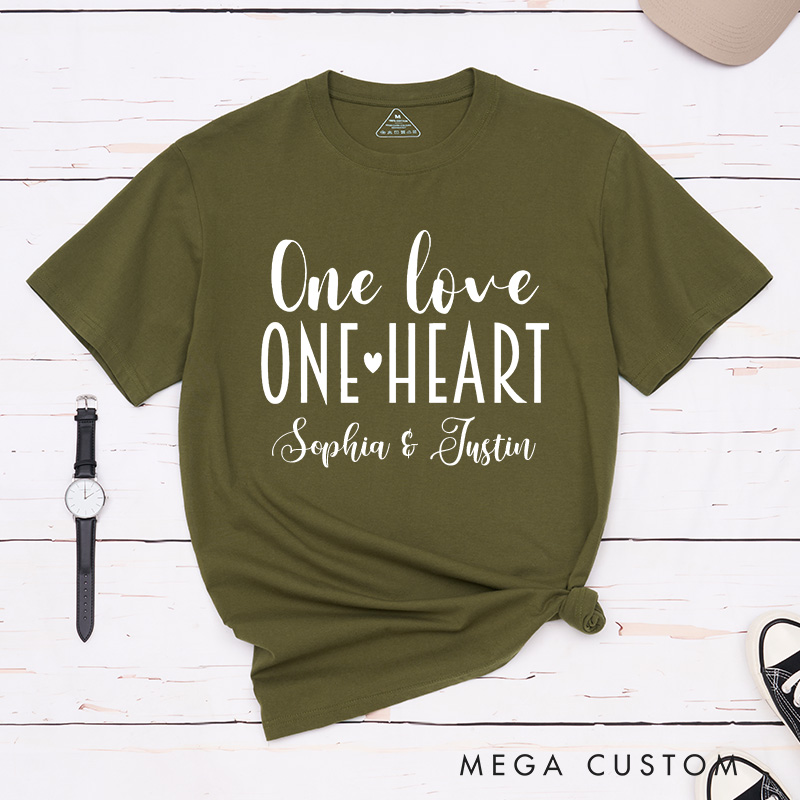 Personalized Couple One Love One Heart Matching T-Shirt with Name Valentine's Day T-Shirt for Husband Wife Boyfriend Girlfriend Gift for Hubby Wifey