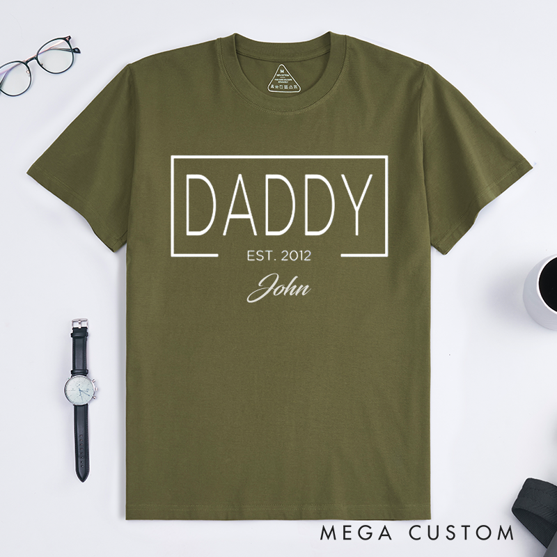Personalized Gift for Daddy Minimalist Style Design Classic T-shirt