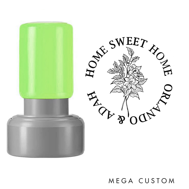 Personalized Round Housewarming Stamp Home Sweet Home Design December Birth Flower Holly Custom Names Decorative Stamp for New Homeowners Gifts