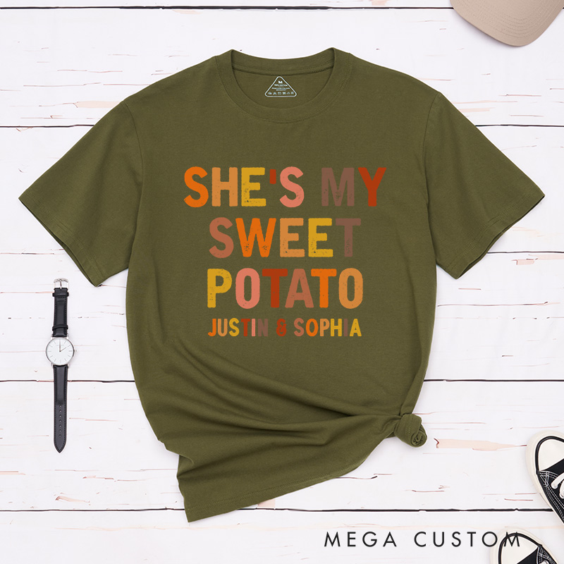 Personalized Couple Retro She’s My Sweet Potato I Yam Matching T-Shirt with Name Thanksgiving Day T-Shirt for Husband Wife Boyfriend Girlfriend Gift