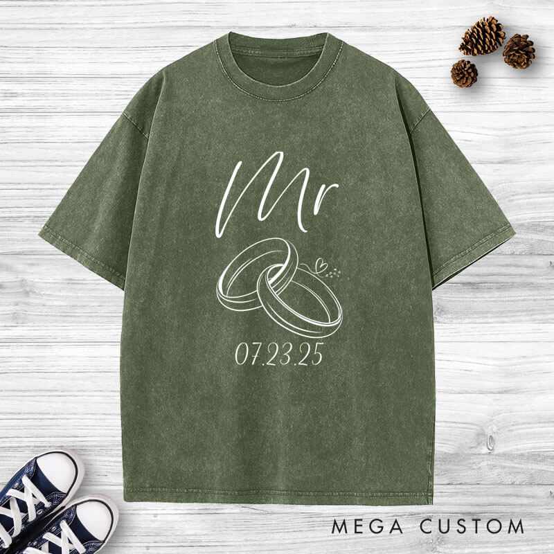 Personalized Minimalist Mr and Mrs with Rings and Heart Wedding Couple Washed T-Shirt