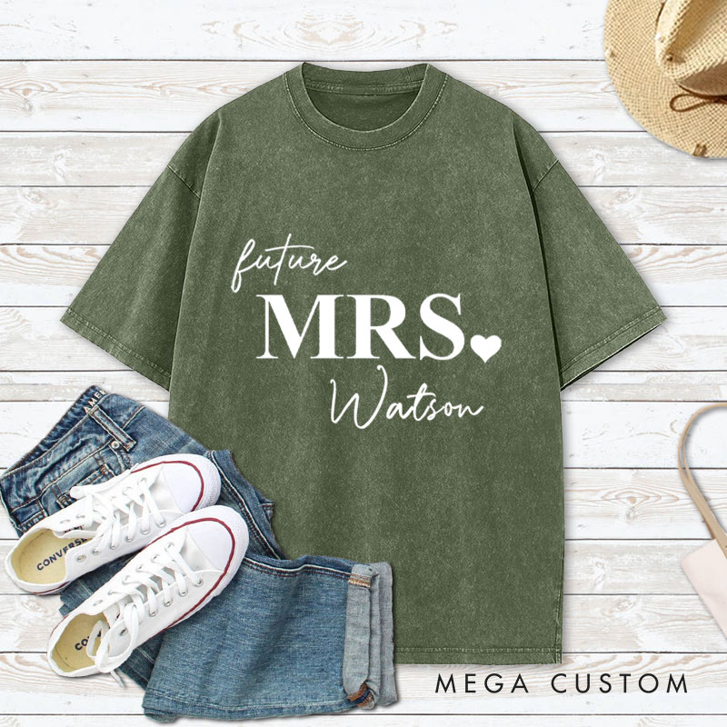 Personalized Elegant Future Mrs with Heart Fiancee Engagement Fiancée Washed T-Shirt