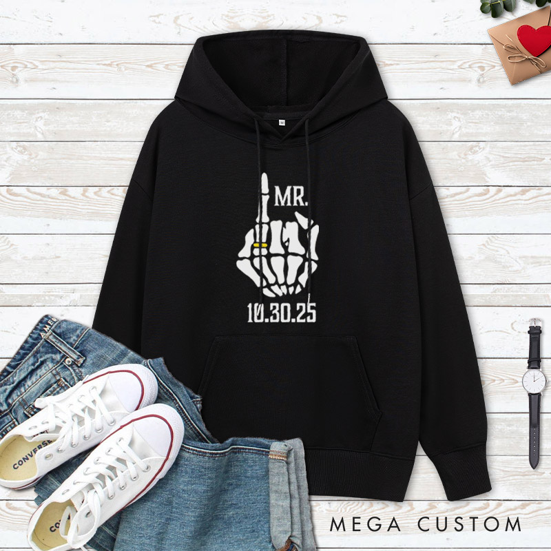 Personalized Funny Gesture Skeleton Mr and Mrs Matching Wedding Couple Hoodie