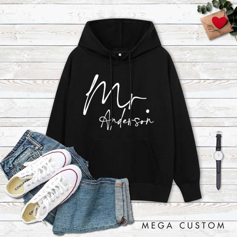 Personalized Couple Mr. and Mrs. Hoodie with Name Couple Valentine's Day Sweatshirt for Husband Wife Hubby Wifey