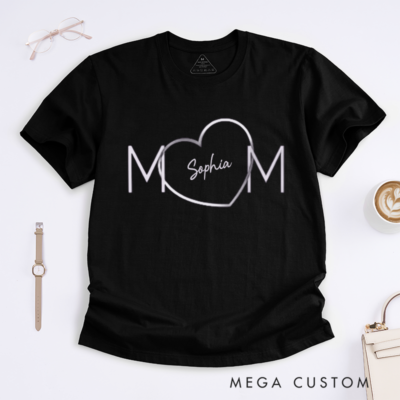 Personalized a Gift Mom Heart Design Classic T-shirt
