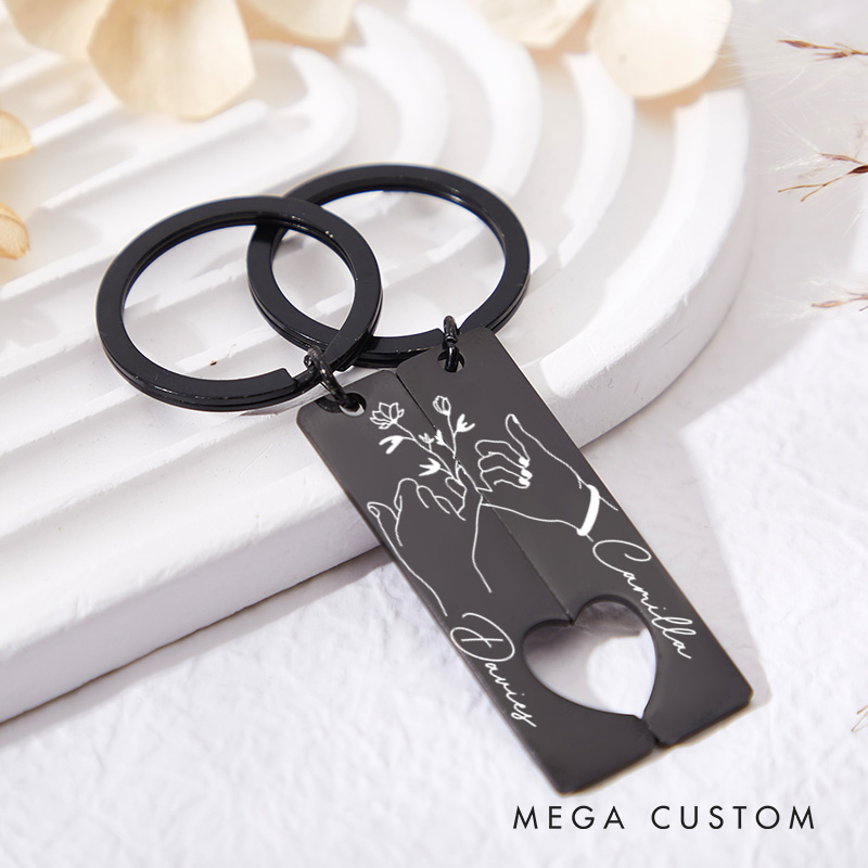 Personalized Couple Pinky Promise 2pcs Matching Keychain Newlywed Flower Hand Heart Keyring Valentine's Day Gift for Boyfriend Girlfriend Husband Wife