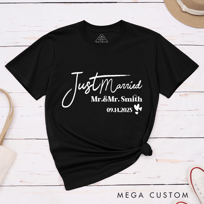 Personalized Elegant Just Married Mr and Mrs with Hearts Wedding Couple Classic T-Shirt