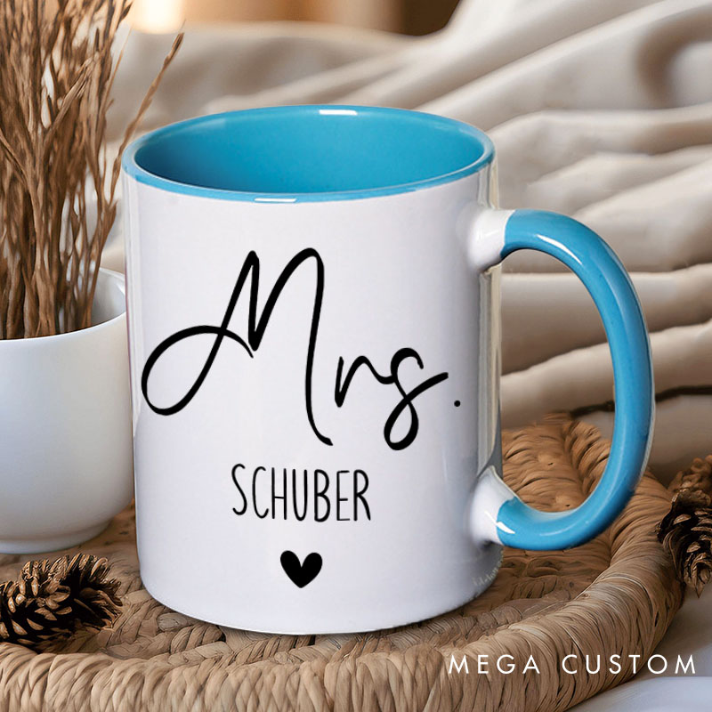 Personalized Couple Minimalist Mr. and Mrs. Mug Custom Couple Heart Coffee Mug Valentine's Day Mug for Husband Wife Hubby Wifey