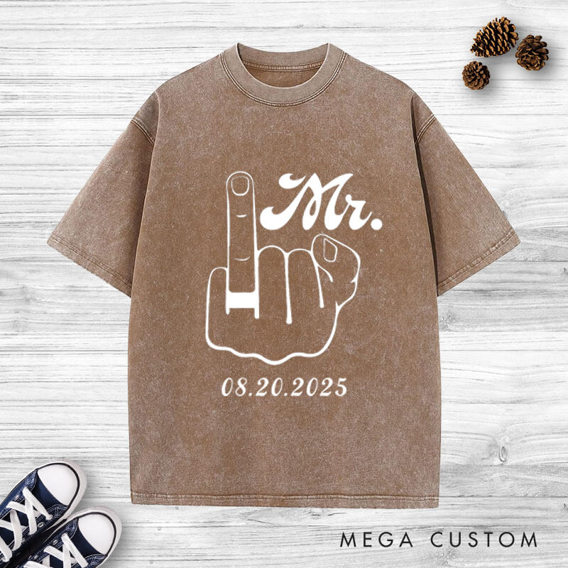 Personalized Funny Gesture Mr and Mrs Matching Wedding Couple Washed T-Shirt