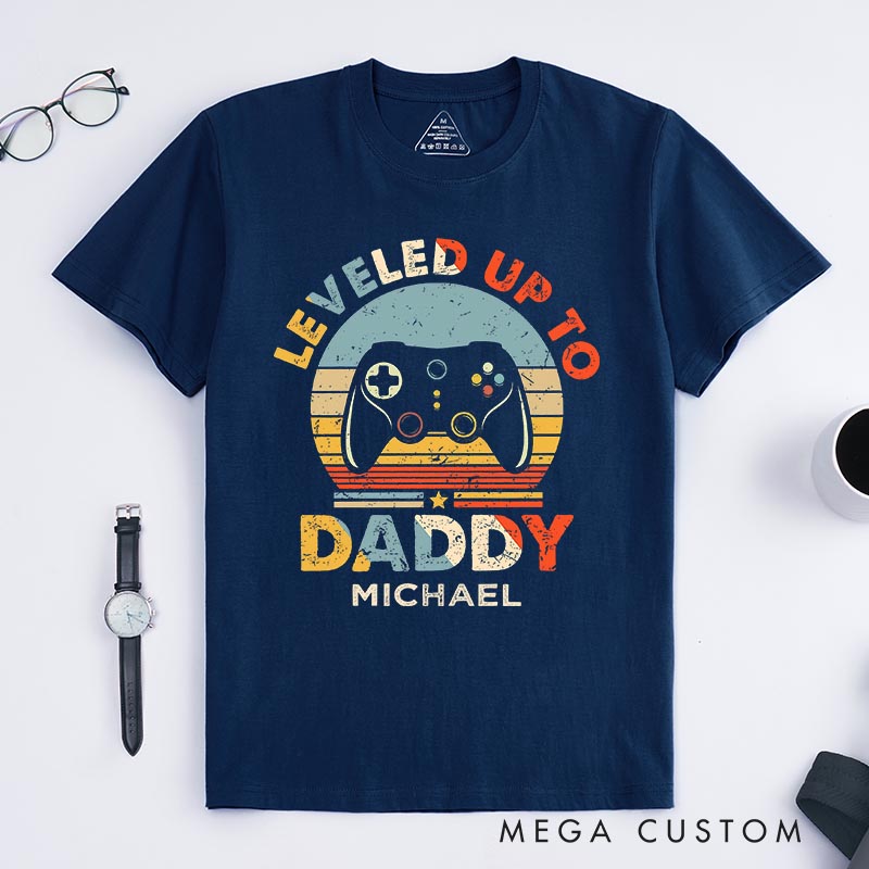 Personalized Level up to Daddy Father’s Day Classic T-Shirts Newborn Baby Gift for Him Video Game Tshirt Geek Gaming Nerd Shirt